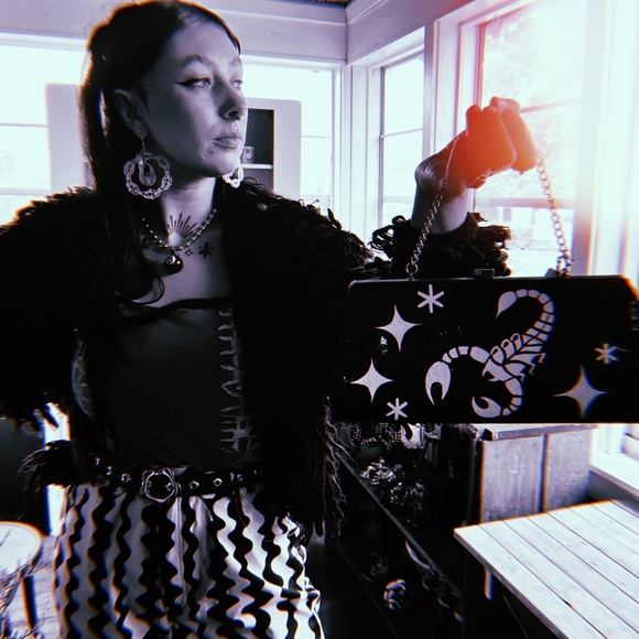 ✺ 𝕾𝖈𝖔𝖗𝖕𝖎𝖔𝖓 𝖕𝖚𝖗𝖘𝖊 ✺ - Picture 6 of 6